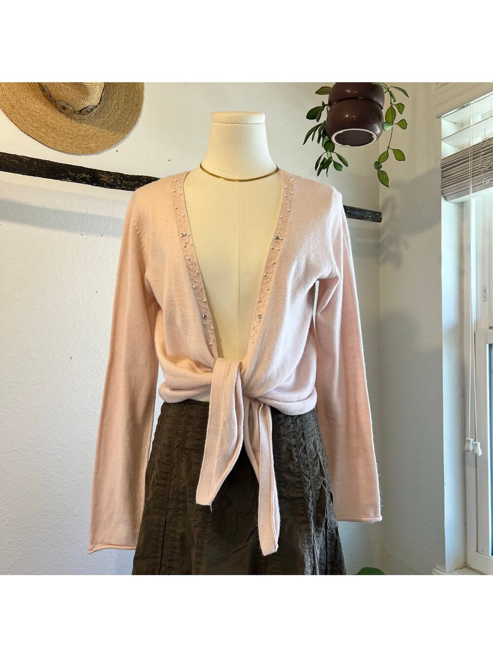 Y2K Pale Pink Soft Acrylic Wrap Beaded Long Sleeve Cropped Blouse Size Medium